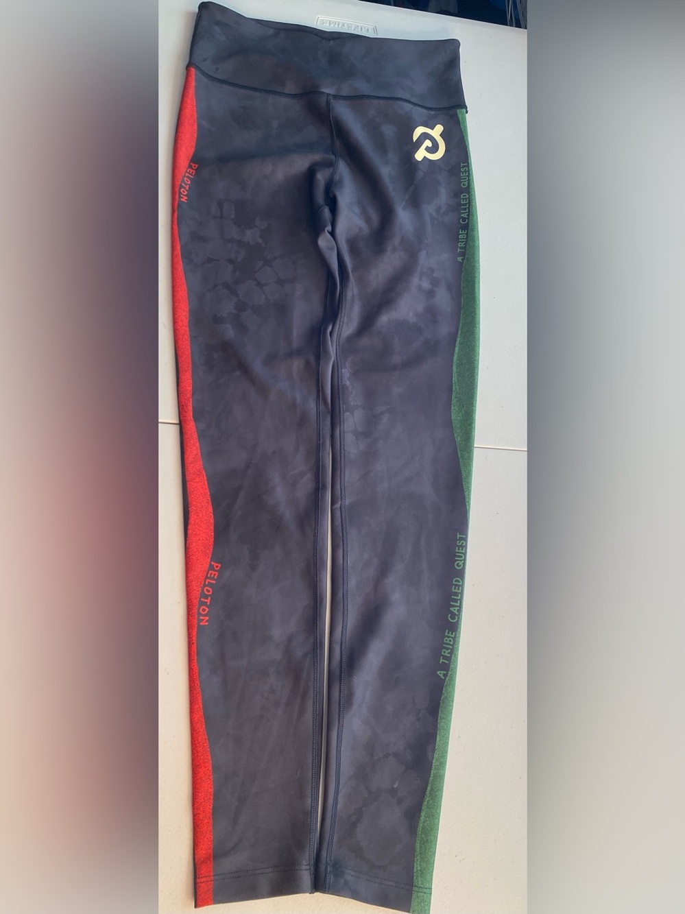 Peloton x A Tribe Called Quest High-Waist Limited Edition Leggings M